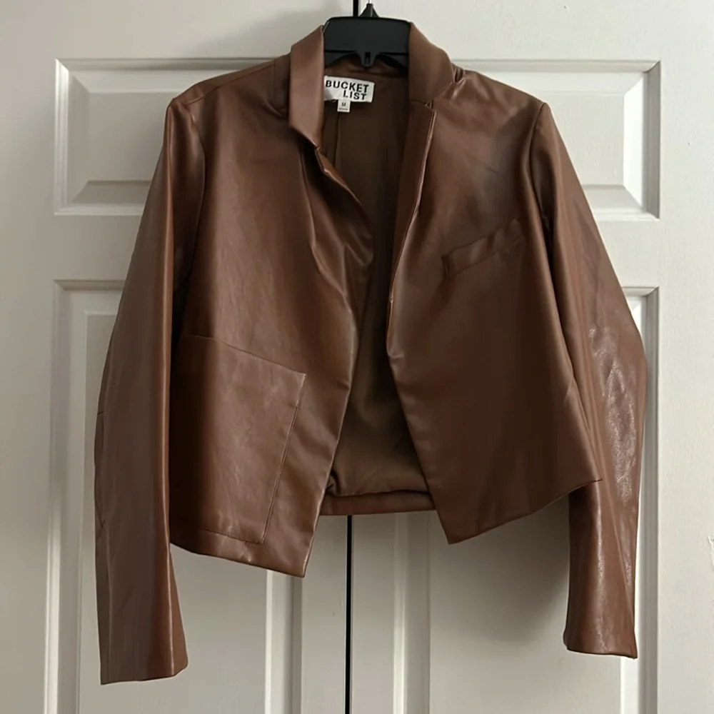 Bucketlist vegan leather jacket blazer - Picture 4 of 5